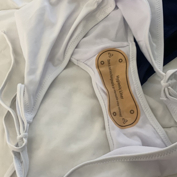 2 triangle halter bikinis - Picture 8 of 8